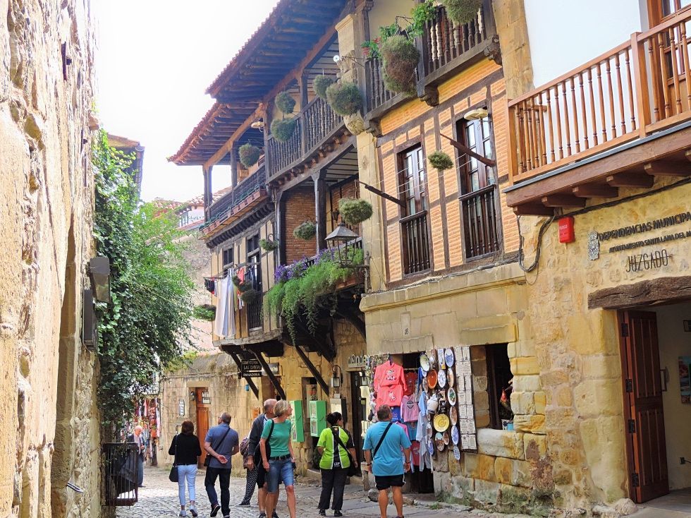Típica ornamentación de calle